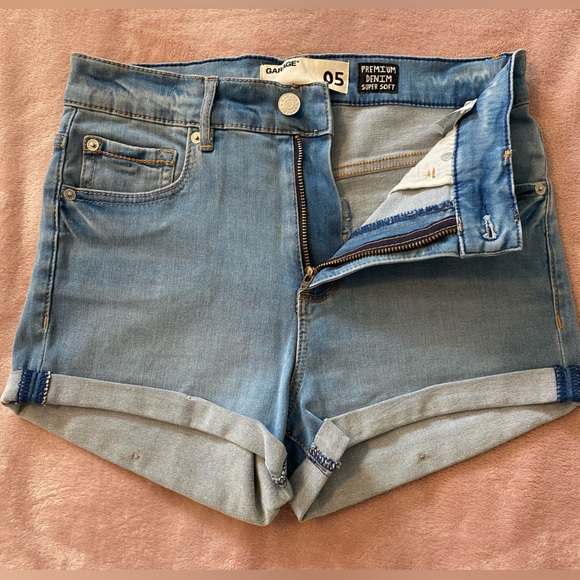 Garage Retro High Waist Shorts - Picture 3 of 6